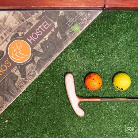 3 Bros' Hostel Cieszyn Цешин Екстер'єр фото