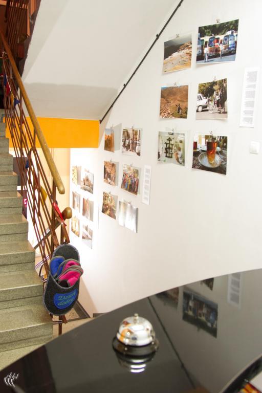 3 Bros' Hostel Cieszyn Цешин Екстер'єр фото
