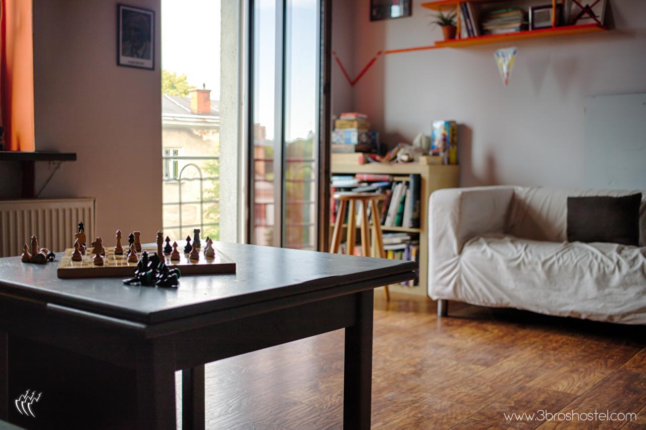 3 Bros' Hostel Cieszyn Цешин Екстер'єр фото