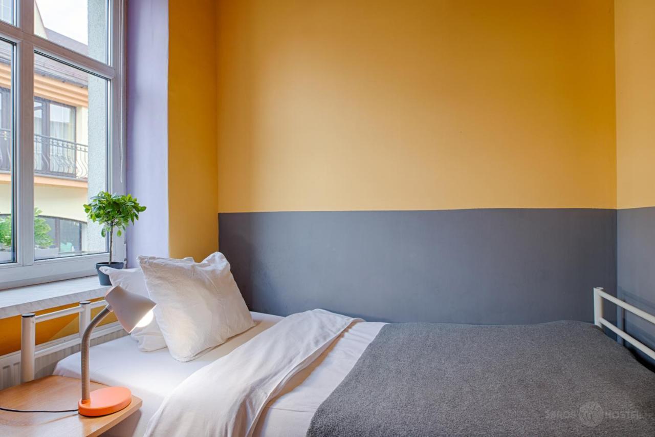 3 Bros' Hostel Cieszyn Цешин Екстер'єр фото